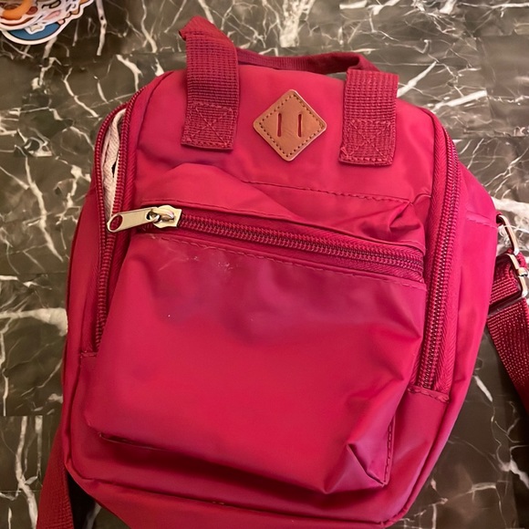 Small red bag - Picture 1 of 4